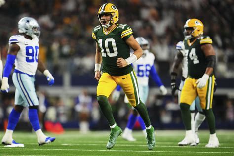Packers Making Nfl Playoff History In Win Over The Cowboys The Spun