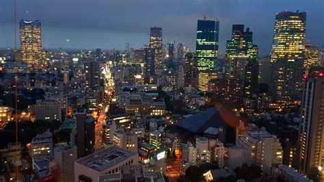 Dig deeper the charm of tokyo. razones para visitar Tokio