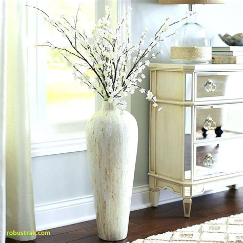 We've got christmas decoration ideas aplenty. 20 Spectacular Big Black Vase | Decorative vase Ideas