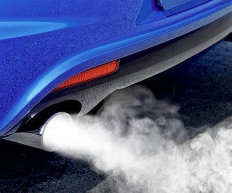 Masukkan dalam periuk dan isi air untuk kita panaskan air tu. #ApaNakBuat: Inilah Tip Panaskan Enjin Kereta Tanpa Bazir ...