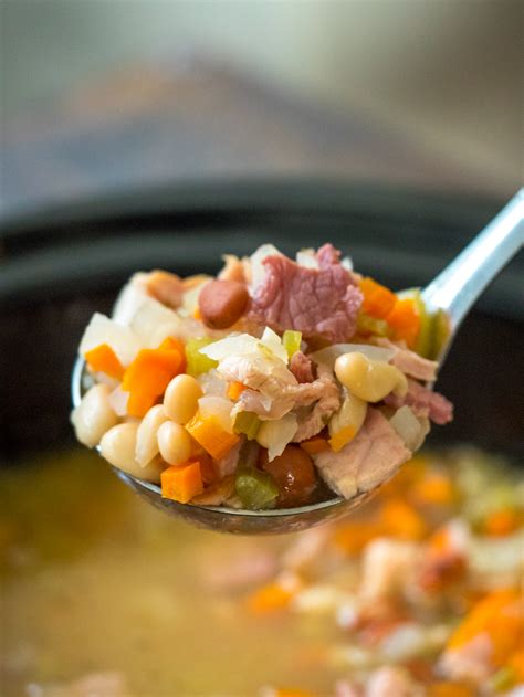 Slow Cooker Ham Bean And Veggie Soup 12 Tomatoes