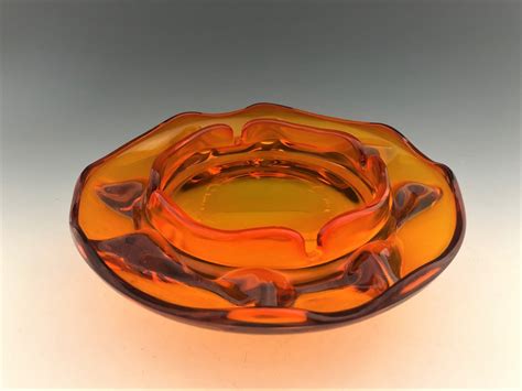 Stunning Viking Glass Vintage Amberina Glass Ashtray Orange Trinket Bowl
