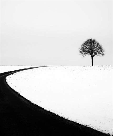 Pin By R Sh On Black And White Minimalist Art Photography Black