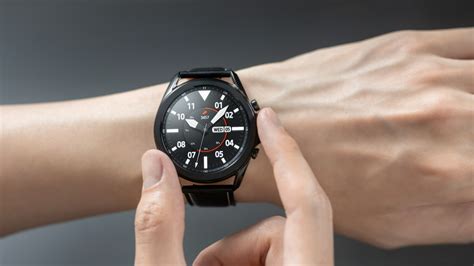 The samsung galaxy watch 3 (stylized as samsung galaxy watch3) is a smartwatch developed by samsung electronics that was released on august 5, 2020 at samsung's unpacked event alongside the flagships of the galaxy note series and galaxy z series, i.e. Samsung Galaxy Watch 3 is a big upgrade - with ECG and big ...