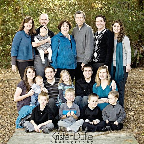Matching family outfits black love family fashion family photos black couples black family posing family portrait outfits black beauties. What to wear for family portraits