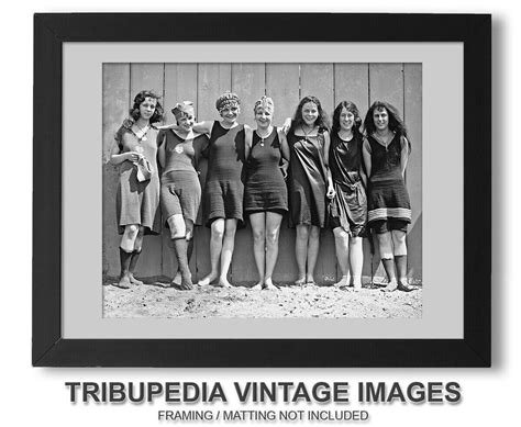 1920s Flapper Girls Swimsuits Photo Flappers Jazz Prohibition Era Roaring 20s 3905151818