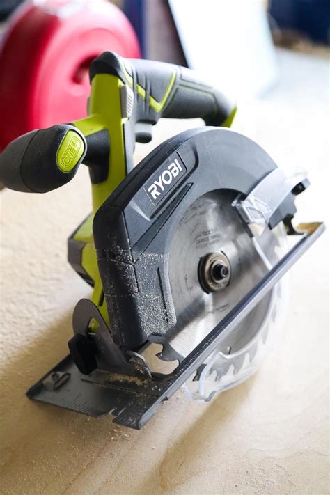 The length of the wood pieces should be higher than the board. How to Use a Circular Saw (Tools for Beginners) - Love ...