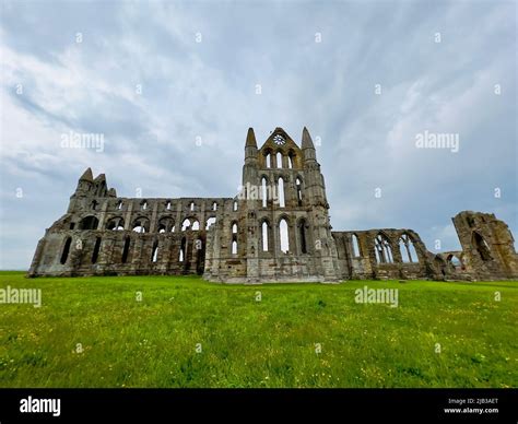 Whitby Abbey And Cemetery Hi Res Stock Photography And Images Alamy