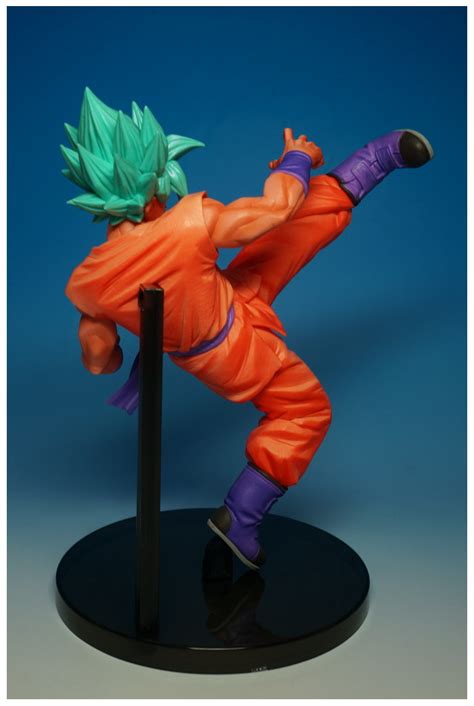 Several years have passed since goku and his friends defeated the evil boo. DRAGON BALL - Super - FES!! Vol.5 Goku Super Saiyan God ...