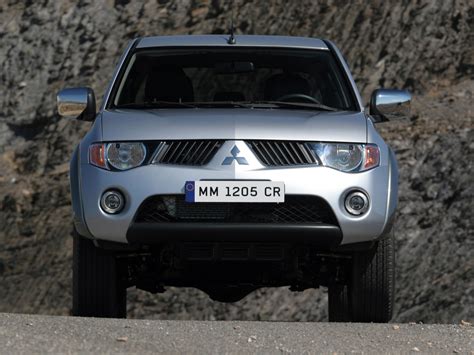 Please feel free to share your comments with us.this is the admiral flagship of mitsubishi l200! MITSUBISHI L 200/Triton Double Cab - 2005, 2006, 2007 ...