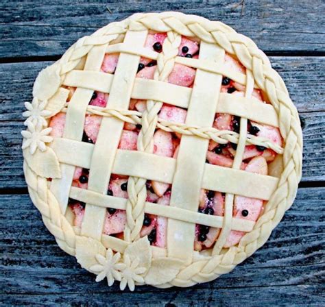 Now, you can look to this helpful shortcut for more than just your dessert, because here are recipes for everything from appetizers to desserts that use a refrigerated pie crust. Perfect Pie Crust Recipe For Intricate Decorative Pies - Shani's Sweet Art