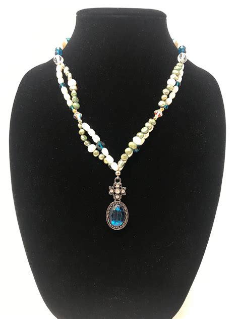 beautiful-blue-necklace-etsy-blue-necklace,-necklace-etsy,-beaded-necklace