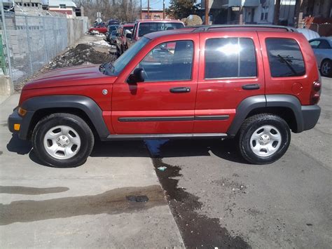 Gas mileage, engine, performance, warranty, equipment and more. 2006 Jeep Liberty - Pictures - CarGurus
