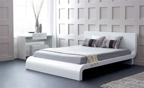 20 Cool And Comfortable Modern Bed Designs Housely