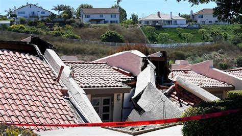 Multiple Homes In Southern California Evacuated After Landslide