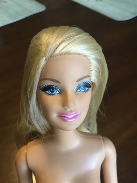 Mattel Barbie Doll Cali Girl Beach Feet Blonde Nude Ooak Upcycle Eur