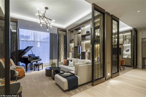 The lowry hotel is located on 50 dearmans place on chapel wharf, manchester. Manchester's Lowry reveals pictures of its newly renovated ...