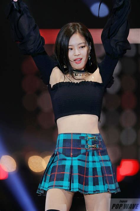 Insider reveals kim sejeong's real personality after false claims about her attitude are made. BLACKPINK || Jennie (2018 Tokyo Girls Collection)