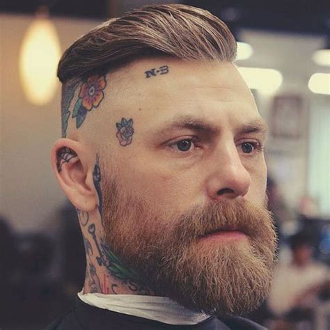 Or you can look other mens haircut styles too. Best Hairstyles For Men With Round Faces (2021 Styles)