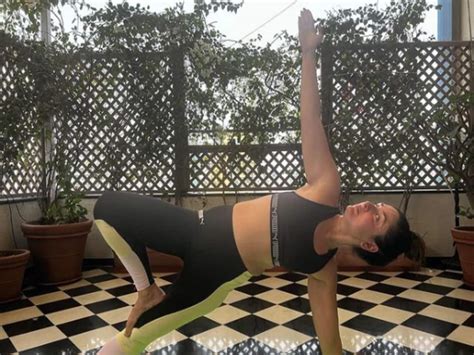 Balance Breathe And Focus Kareena Kapoor Khan Kills Yoga Routine With Tree Pose Or