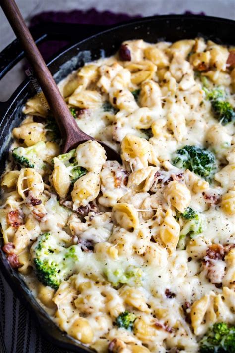 Add broccoli to the skillet and gently stir until combined. Cheesy Chicken Casserole with Broccoli and Bacon - The ...