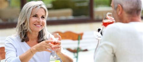 This gives people over 50 a sanctuary to turn to in order to find a date. Tips for Over 50 Older Singles Using a Dating App - Women ...