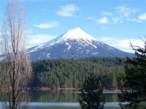 Mount Mcloughlin From Across Willow Lake Oregon In The Cascades