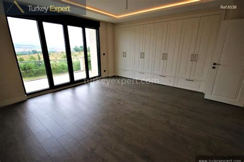 Discover and book private transfer: Villas for sale in Istanbul with private pool, close to ...