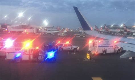 Panic At New Yorks Jfk Airport As Police Surround Jetblue Flight After