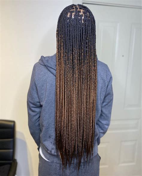 Pin By Milani On Knotless Box Braids In 2020 Natural Hair Styles