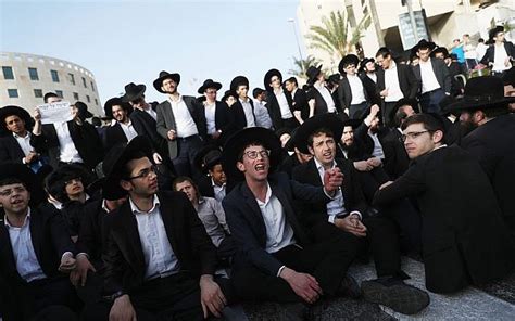 Ultra Orthodox Draft Protesters Block Entrance To Jerusalem For Three
