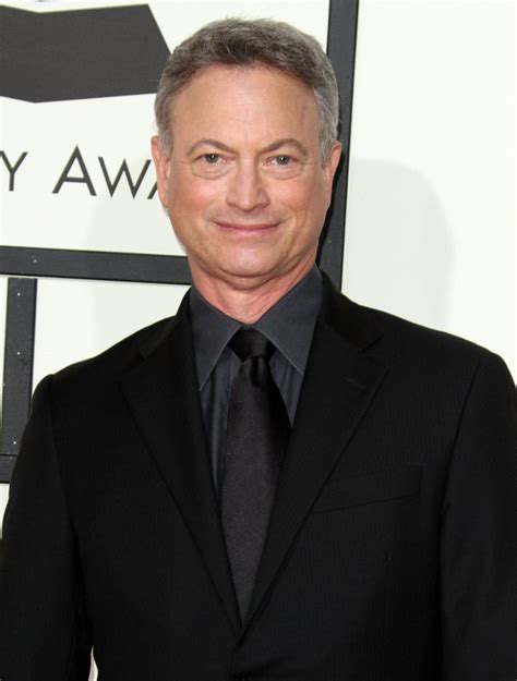 Gary Sinise Picture 6 - 58th Annual GRAMMY Awards - Arrivals