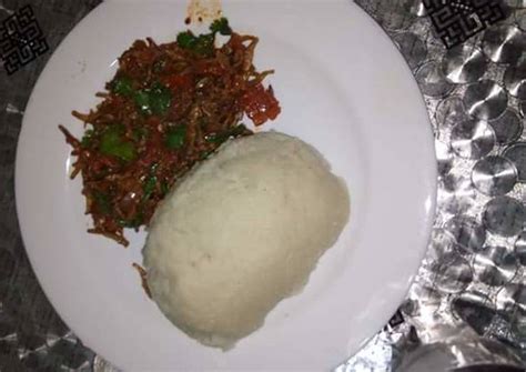 I grew up in nigeria where lots of things are fried. Fried Omena with Ugali Recipe by hellen odongo - Cookpad
