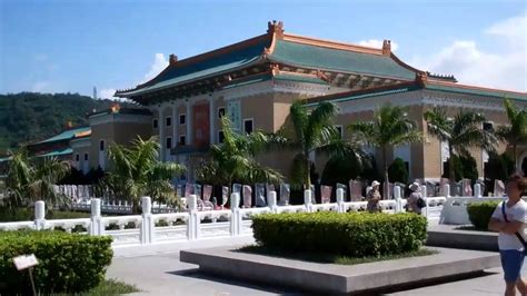 Its collection of chinese painting is one of the world's finest. National Palace Museum Taipei Taiwan - YouTube