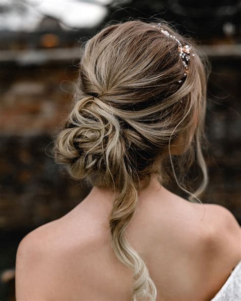 42 Boho Wedding Hairstyles For Tender Bride Sep Sitename