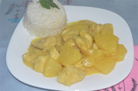 Il pollo al curry è uno dei piatti più conosciuti della cucina asiatica. Pollo al curry con piña | Receta pollo al curry, Pollo al ...