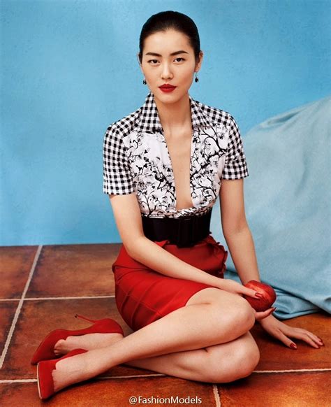 Arts Cross Stitch Fashion Model Liu Wen By Mei Yuan Gui For Harpers
