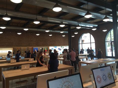 The stores sell various apple products, including mac personal computers, iphone smartphones, ipad tablet computers, apple watch smartwatches, apple tv digital media players, software. Apple is finally opening up a store in Brooklyn — and it ...