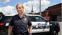 Breaking Barriers Female Officers Blaze Trails In The Chicago Pd