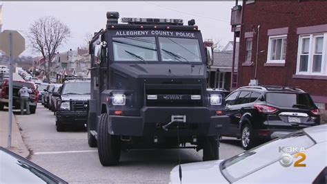 Man Arrested After Swat Situation Youtube