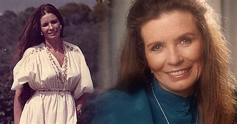 Here Are Some Facts About June Carter Cash One Of The Most Gifted Artists In Her Era