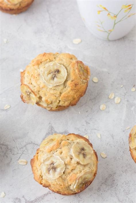 The amount of oats or almonds that is used is actually quite low, she says. Banana Oat Muffins (Low-Calorie) - Savy Naturalista ...