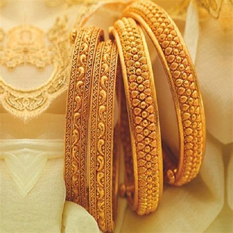 15 Best Collection Of Gold Bangle Designs In 20 Grams In 2020 Gold