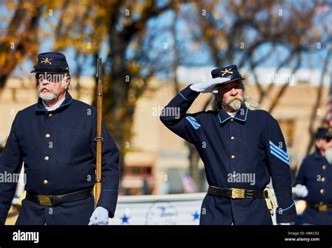 Prescott Az Usa November 10 2016 Men In Civil War Uniforms At The