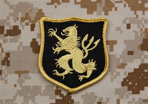 Find & download free graphic resources for golden arrow. NSWDG Navy SEAL Team 6 DEVGRU Lion Gold Squadron Patch ST6 ...