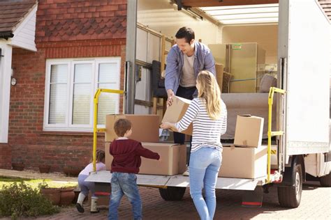 Beetlejuice is the stage name of american actor and comedian, lester green. The 5 Best Moving Truck Rental Companies | MYMOVE