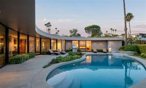 He is the founder, ceo, cto and chief designer of spacex; Photos: Elon Musk selling Bel Air home