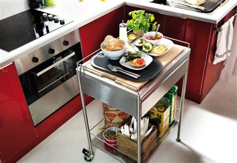 Aún quedan algunas celebraciones por delante y la embajadöra @calmahometecu se ha propuesto personalizar la mesa con detalles sin plásticos para los invitados. MI RINCÓN DE SUEÑOS: CARRITOS COMO MESA AUXILIAR EN LA COCINA