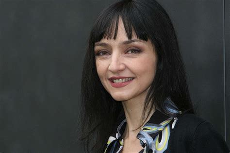 22 Enigmatic Facts About Maria De Medeiros - Facts.net