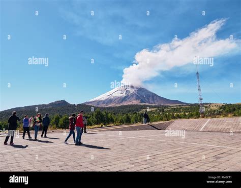 Popocatépetl And Iztaccíhuatl Hi Res Stock Photography And Images Alamy